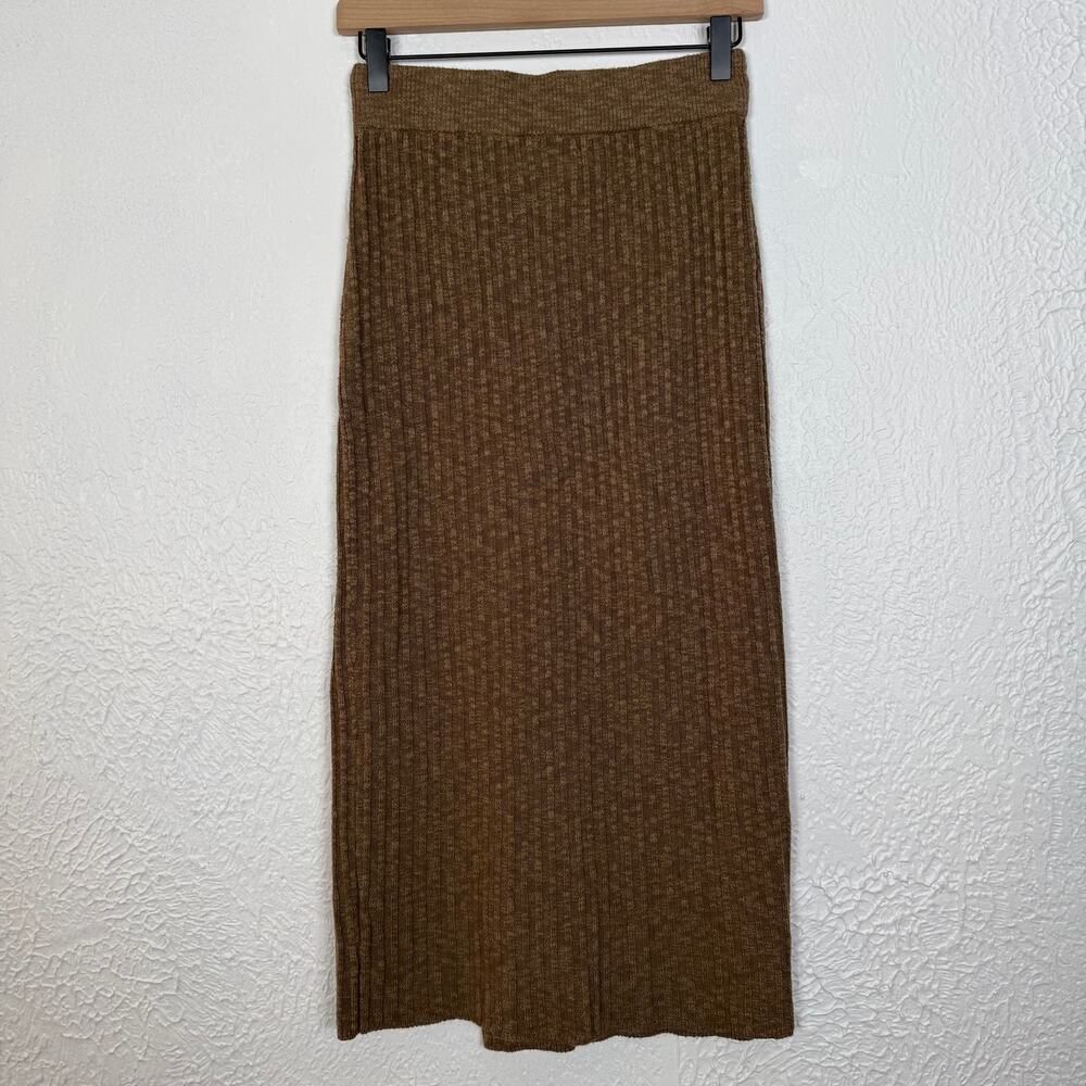 Saylor Twiggy Midi Ribbed Knit Skirt Size Small - Picture 3 of 5